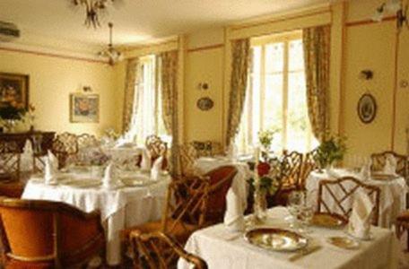 Logis L'Hermitage Buzancais Экстерьер фото