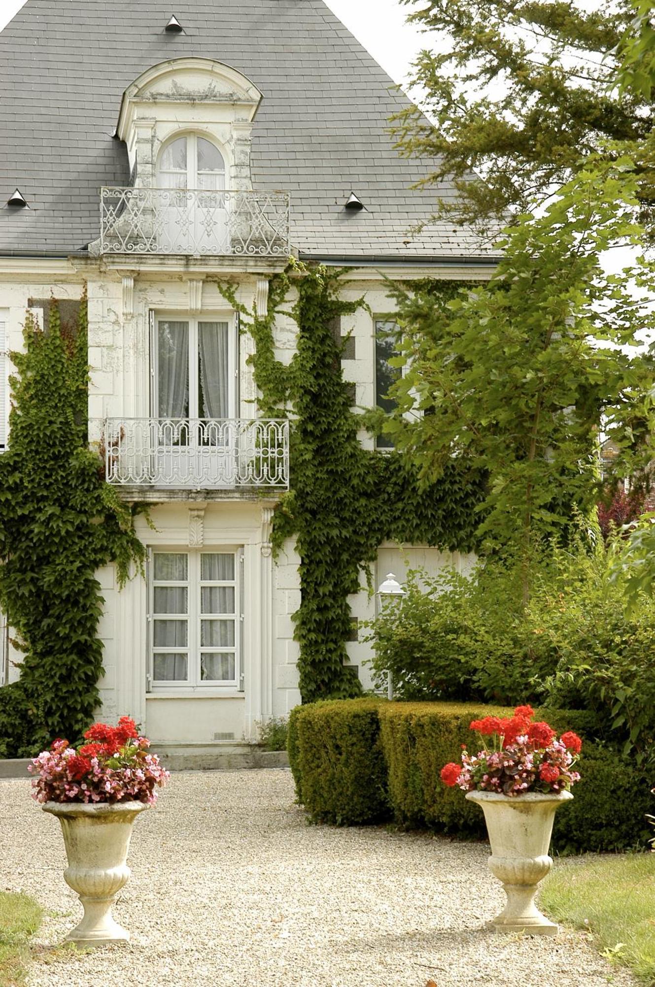 Logis L'Hermitage Buzancais Экстерьер фото